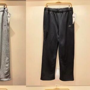 ALO Yoga Sweatpants Collection in  Black